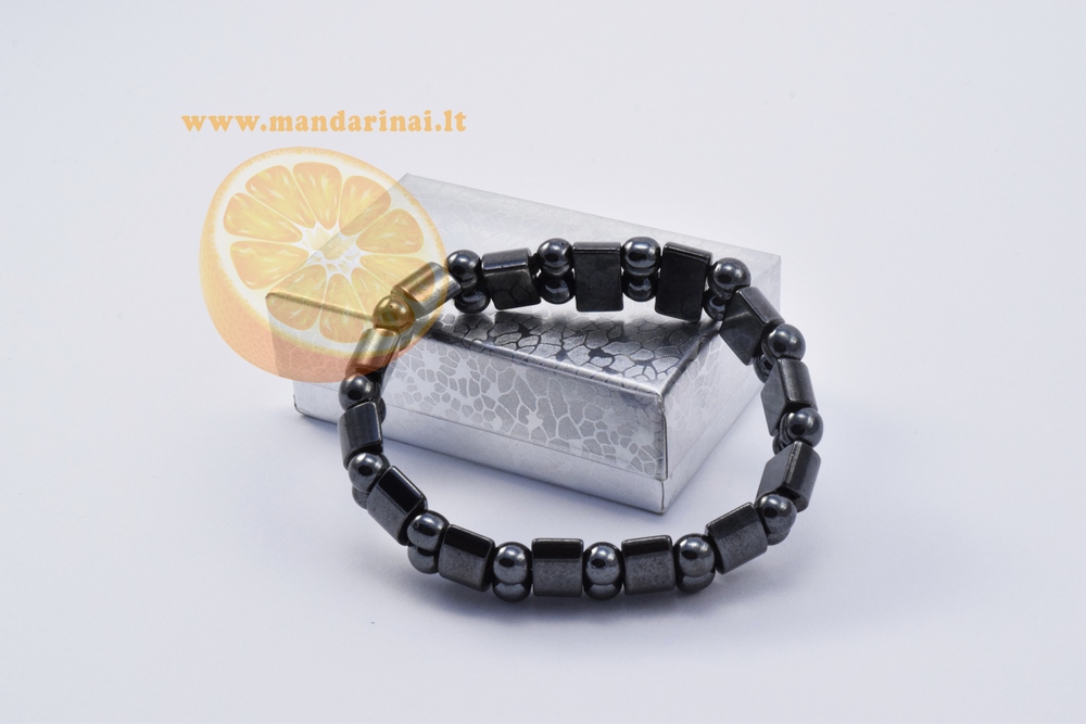 6.99 € Magnetinė hematito apyrankė