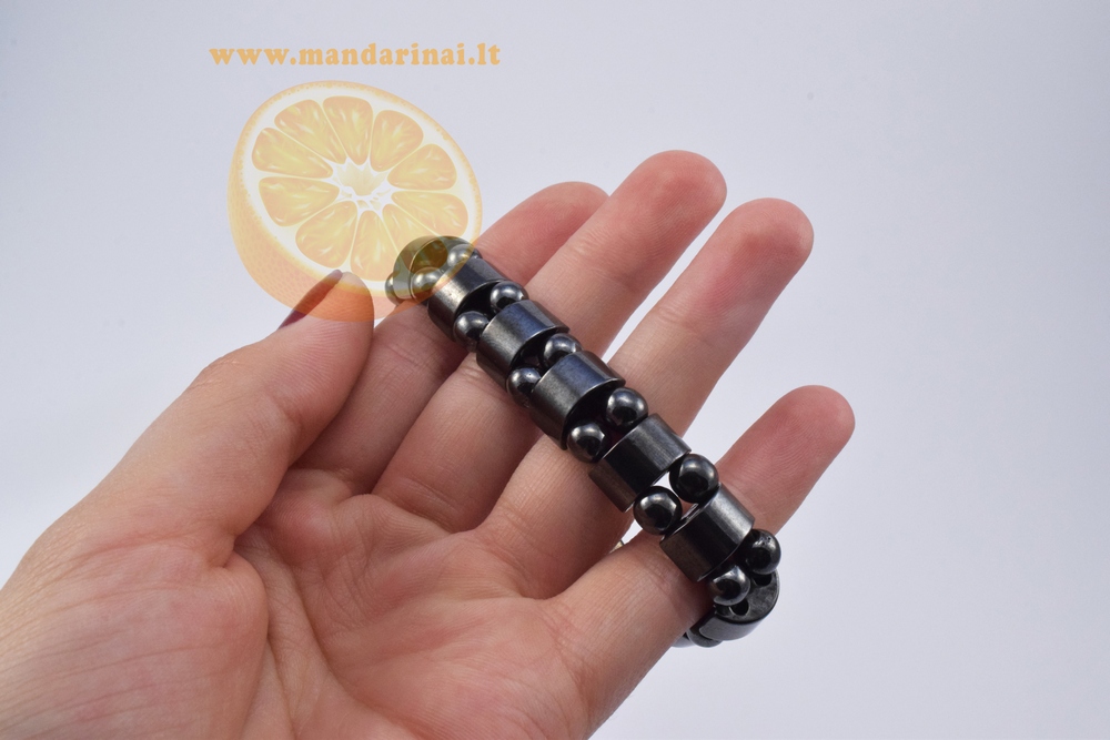 6.99 € Magnetinė hematito apyrankė