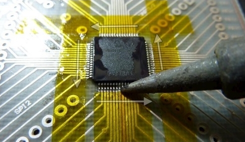 10.15 € Karščiui atspari lipni Kapton juosta