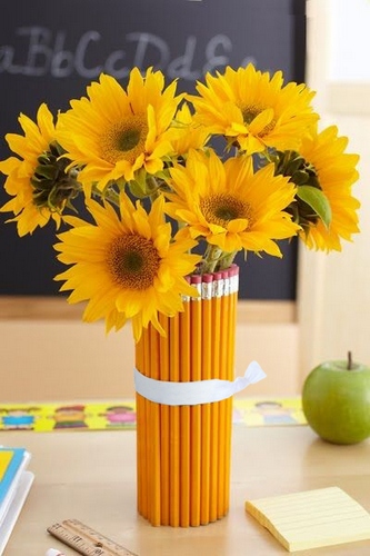 Tik 0.15 € už 4 vnt ryškiaspalvių elastinių plaukų kaspinėlių Tik 0.15 € už 4 vnt ryškiaspalvių elastinių plaukų kaspinėlių