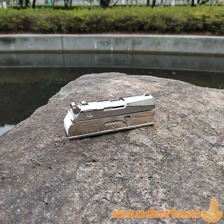 Pistoleto formos cigarečių kimšimo mašinėlė