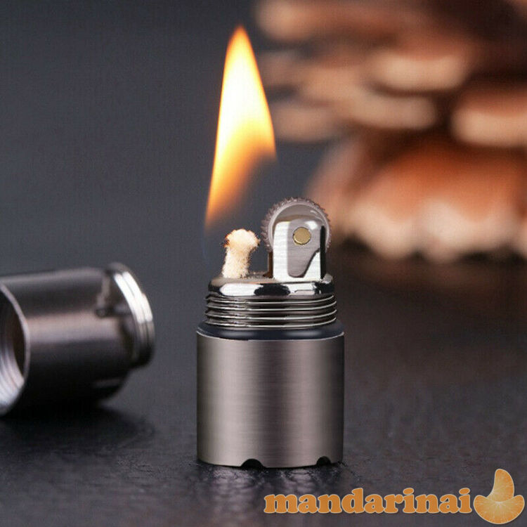 Miniatiūrinis žiebtuvėlis