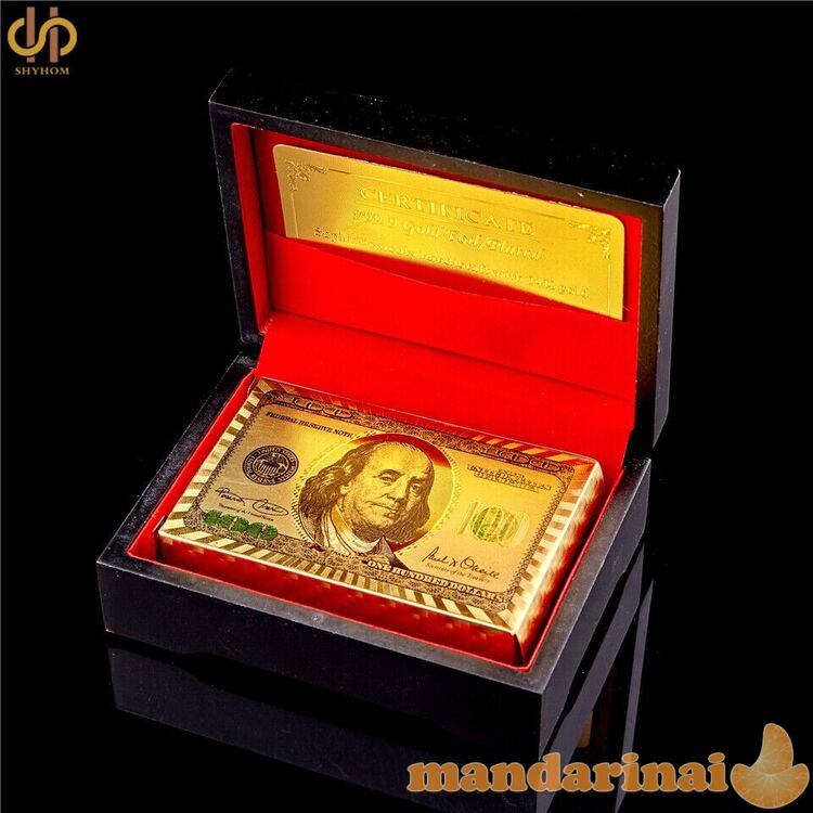 Auksu dengtų kortų kaldė su dėžute