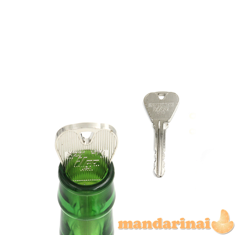 Rekvizitas fokusui „Raktas butelyje“