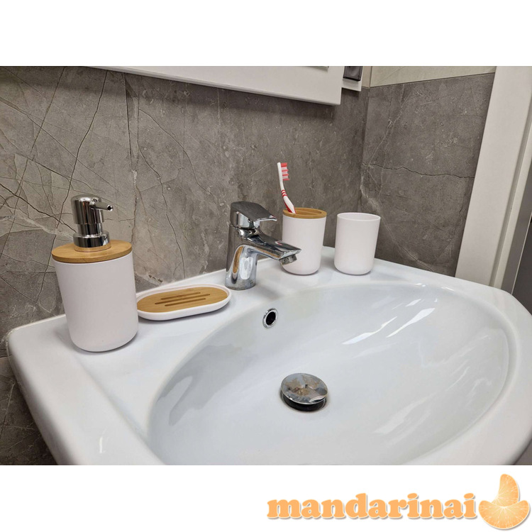 Vonios rinkinys šepetėlių dozatoriaus rinkinys iš 6 dalių baltos spalvos