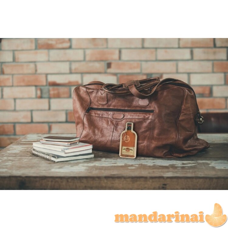 Kvapas automobiliui Noble Oud,  3