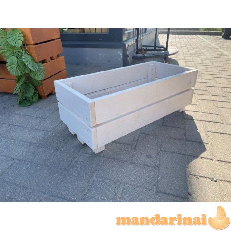 Medinis baltas vazonas